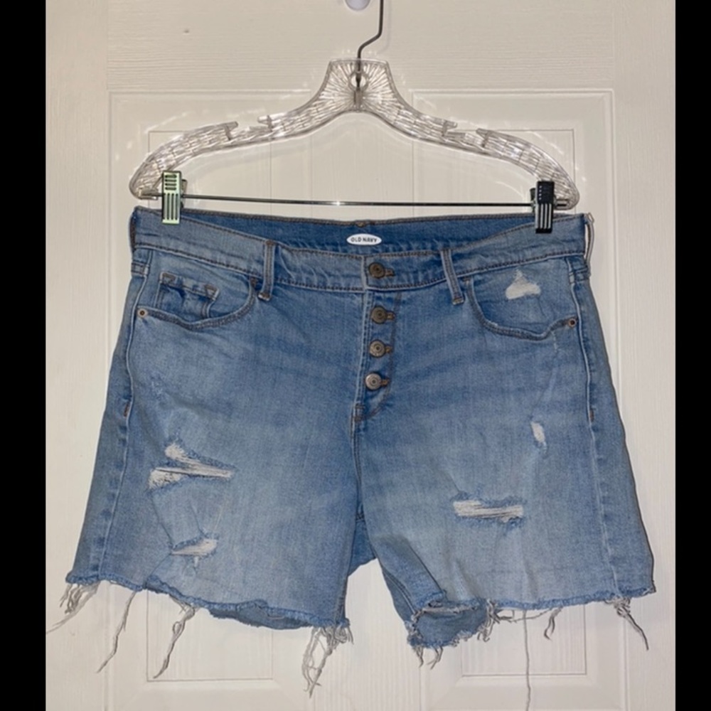 Distressed Old Navy SZ 10 5in Inseam Shorts